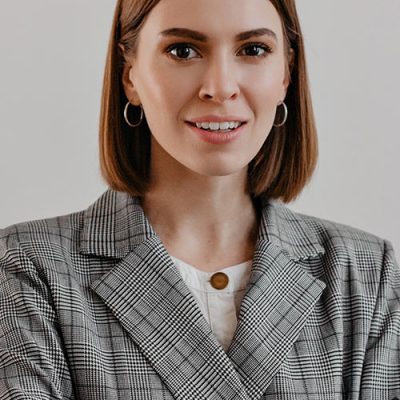 Anna L.